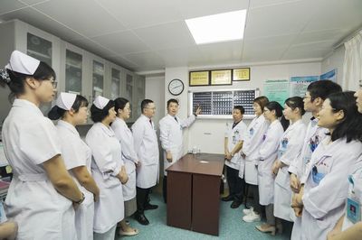 Nature子刊重磅發(fā)表 我院郝偉超博士立足國(guó)際前沿，健康科學(xué)項(xiàng)目推動(dòng)腫瘤研究新突破